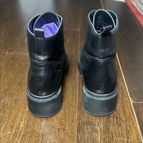 Marc Fisher Ltd Women Paralee Black Leather Ankle Boot Zip Lug Sole 10 - Picture 4 of 15